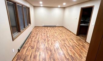 121 N Lowe St, Algona, IA 50511