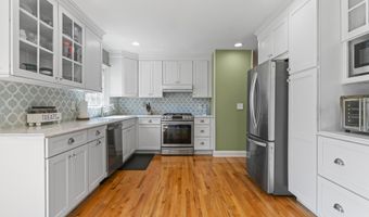 623 Forecastle Ave, Beachwood, NJ 08722