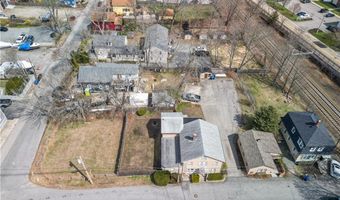 32 Union St, East Greenwich, RI 02818