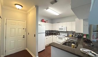 4561 STRUTFIELD Ln 3413, Alexandria, VA 22311