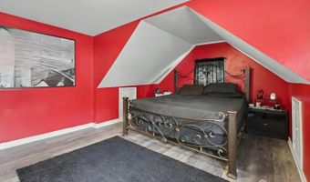 18 Tappen St, Avenel, NJ 07001