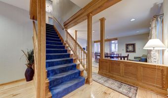 9 University Pl, Amsterdam, NY 12010