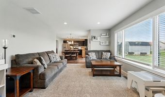 1308 Hideaway Dr, Auburn, IN 46706