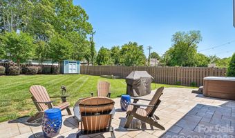 2032 Eaton Rd, Charlotte, NC 28205