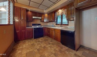 892 30th St, Altoona, PA 16601