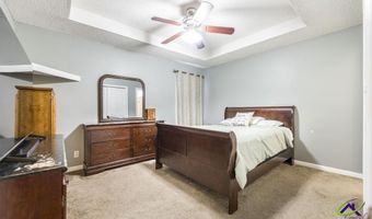 853 Parkview Dr, Macon, GA 31211