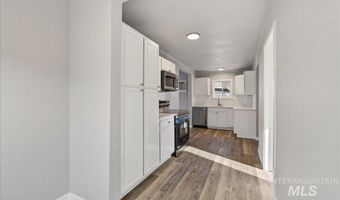 119 Holly St, Caldwell, ID 83605