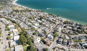 430 Hillcrest Dr, Aptos, CA 95003