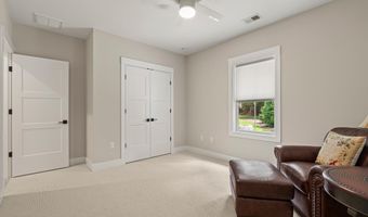 24 Alumni Rd, Beaufort, SC 29907