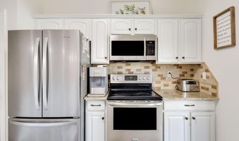9306 Forest Rd, Abbeville, LA 70510
