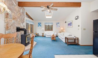 391 Towamensing Trl, Albrightsville, PA 18210