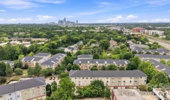 643 Raphael Pl, Charlotte, NC 28205