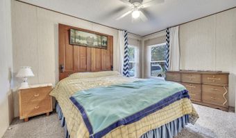 156 Linden Dr, Arnolds Park, IA 51360