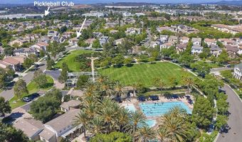 2610 Garden House Rd, Carlsbad, CA 92009