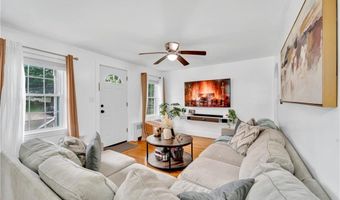 38 Anthony Dr, Cumberland, RI 02864