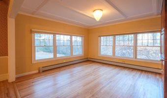 109 Sahagian Rd, Belgrade, ME 04917