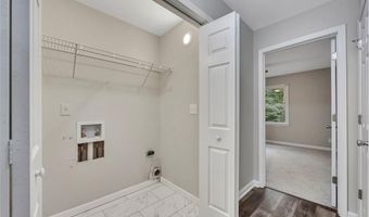 781 Grist Mill Dr E, Acworth, GA 30101