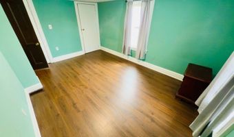 46 Berry St, Andover, NJ 07801