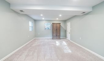 6704 BUTTERMERE Ln, Bethesda, MD 20817