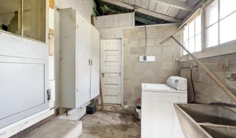 130 Kuhuoi St, Kahului, HI 96732