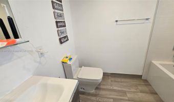 9261 E Bay Harbor Dr 402, Bay Harbor Islands, FL 33154