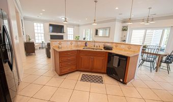 12133 LANDINGS Blvd, Berlin, MD 21811