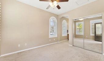 2337 Douglaston Gln, Escondido, CA 92026