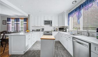 3288 Mendon Rd, Cumberland, RI 02864
