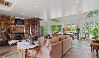 25 S Shore Dr, Addison, MI 49220