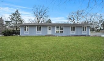 4108 S Country Club Rd, Woodstock, IL 60098