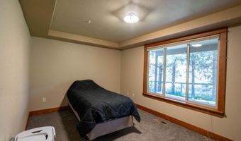 20087 Beaver Ln, Bend, OR 97703