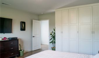 542 N Kilkea Dr, Los Angeles, CA 90048