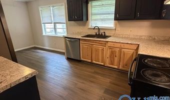 1114 Terry Cir, Albertville, AL 35951