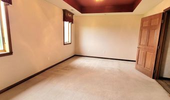 204 Steeplechase Dr, Auburn, IN 46706