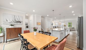 12428 SEA OAKS Ln 4, Berlin, MD 21811