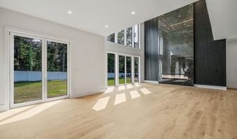 54 Landview Dr, Dix Hills, NY 11746