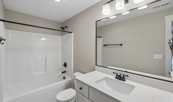 314 NE Meadow Ln, Ankeny, IA 50021