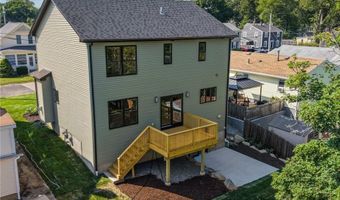 50 Planet Ave, East Providence, RI 02915