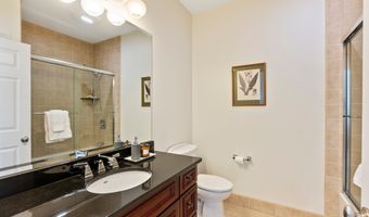 64 Warren Gln, Burlington, CT 06013