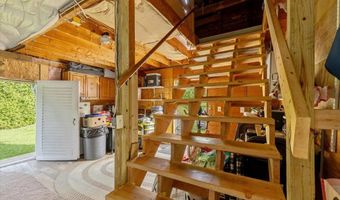 221 S Main St, Cambridge, VT 05444