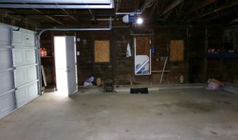204 Hawthorne St, Alma, MI 48801