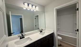 214 Fowler Farms Dr, Auburn, GA 30011