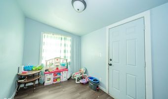 2627 Chase St, Anderson, IN 46016
