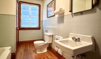 2250 River Rd, Berwick, LA 70342