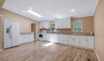 14995 S Blue Vista Dr 342, Oregon City, OR 97045