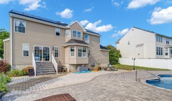 12 Tradewinds Ave, Barnegat, NJ 08005