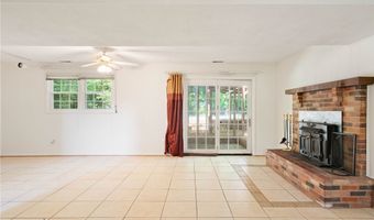 8502 WOODBINE Ln, Annandale, VA 22003