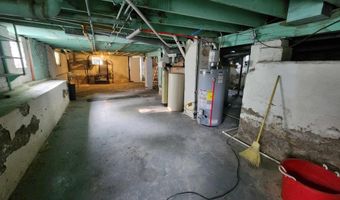 302 W 7th St, Bicknell, IN 47512