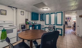 22-24 Hewitt St, Amsterdam, NY 12010
