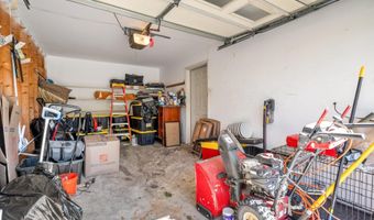 1712 Hotel Rd, Auburn, ME 04210